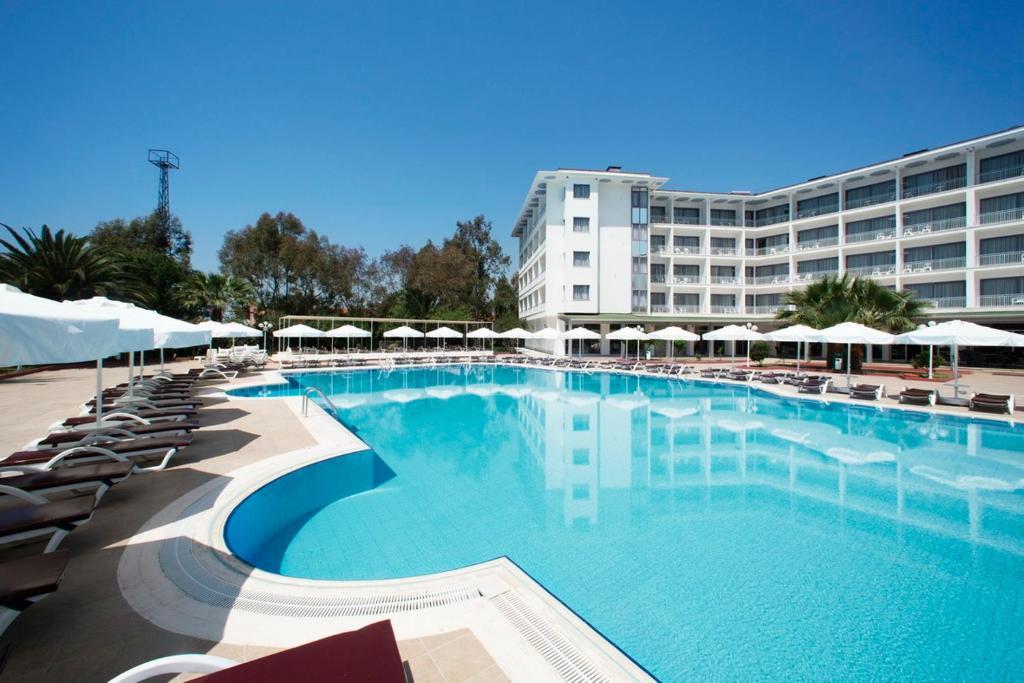 Le Monde Beach Resort & Spa Дикили Экстерьер фото