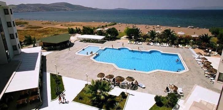 Le Monde Beach Resort & Spa Дикили Экстерьер фото